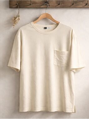 Uni GloMen's Cream Pocket Tee - Classic Short Sleeve Shirt